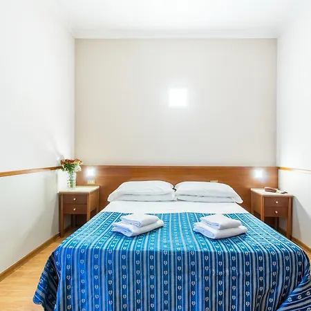Tempio Di Pallade Hotel Rzym